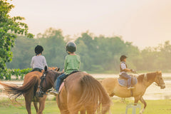 How to Make Your Child’s First Horseback Riding Lesson Safe and Fun